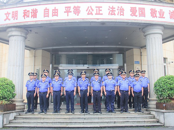 觀沙嶺街道隊(duì)員執(zhí)勤風(fēng)采