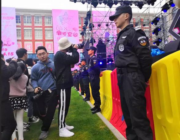 長沙紅光保安服務(wù)有限公司,長沙安保服務(wù),長沙安全服務(wù),長沙非武裝押運(yùn),勞務(wù)派遣服務(wù)