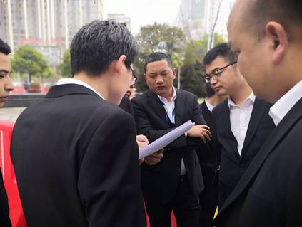 長(zhǎng)沙紅光保安服務(wù)有限公司,長(zhǎng)沙安保服務(wù),長(zhǎng)沙安全服務(wù),長(zhǎng)沙非武裝押運(yùn),勞務(wù)派遣服務(wù)