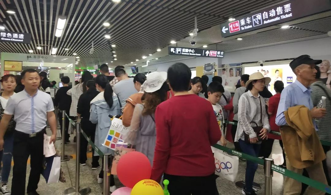 長(zhǎng)沙紅光保安服務(wù)有限公司,長(zhǎng)沙安保服務(wù),長(zhǎng)沙安全服務(wù),長(zhǎng)沙非武裝押運(yùn),勞務(wù)派遣服務(wù)