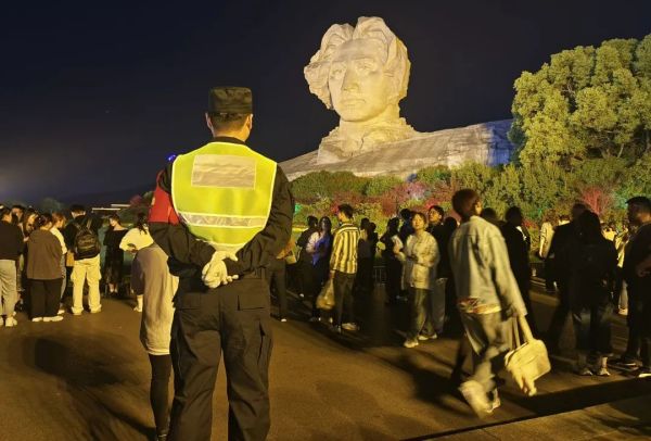 長沙紅光保安服務(wù)有限公司,長沙安保服務(wù),長沙安全服務(wù),長沙非武裝押運,勞務(wù)派遣服務(wù)