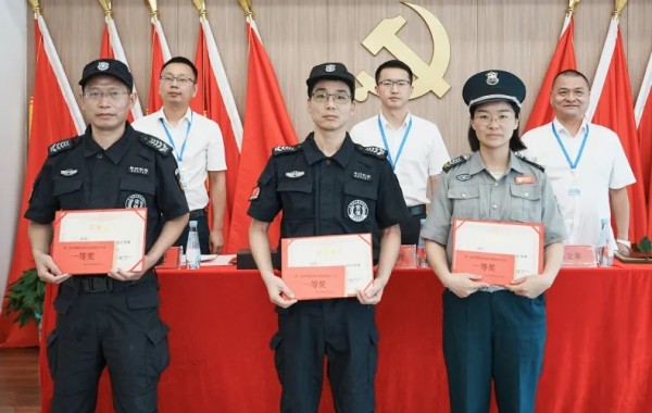 長(zhǎng)沙紅光保安服務(wù)有限公司,長(zhǎng)沙安保服務(wù),長(zhǎng)沙安全服務(wù),長(zhǎng)沙非武裝押運(yùn),勞務(wù)派遣服務(wù)