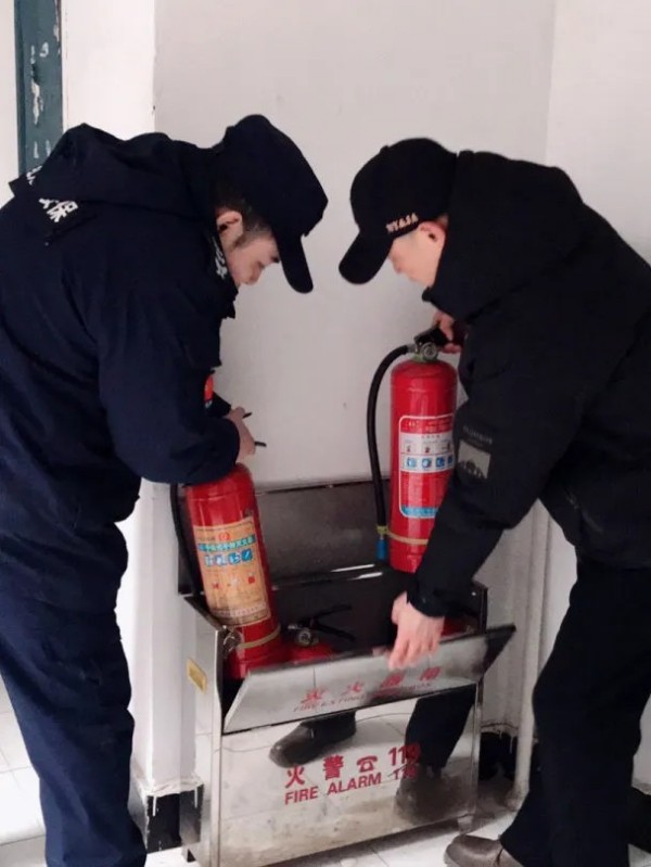 長(zhǎng)沙紅光保安服務(wù)有限公司,長(zhǎng)沙安保服務(wù),長(zhǎng)沙安全服務(wù),長(zhǎng)沙非武裝押運(yùn),勞務(wù)派遣服務(wù)