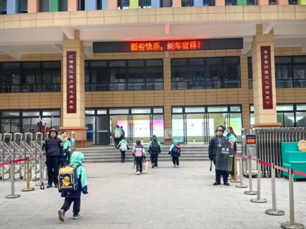 長(zhǎng)沙紅光保安服務(wù)有限公司,長(zhǎng)沙安保服務(wù),長(zhǎng)沙安全服務(wù),長(zhǎng)沙非武裝押運(yùn),勞務(wù)派遣服務(wù)